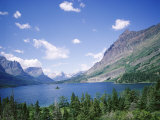 St Mary Lake and Wild Goose Island  Glacier National Park  Rocky Mountains  USA