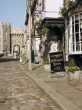 Cobbled Street with View of Castle  Windsor  Berkshire  England  United Kingdom