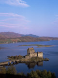 Eilean Donan Castle and Loch Duich  Highland Region  Scotland  United Kingdom