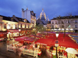 Place Du Tertre at Night  Montmartre  Paris  France