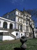 Exterior of Ploskovice Chateau  Bohemia  Czech Republic