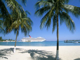 Cruise Ship  Ocho Rios  Jamaica  West Indies  Central America