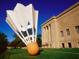 Giant Shuttlecock Sculpture at Nelson-Atkins Museum of Art  Kansas City  Missouri