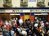 Irish Music Pub Crawl  The Auld Dubliner  Temple Bar  Ireland