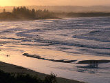 Sunset over Main Beach  Byron Bay  New South Wales  Australia