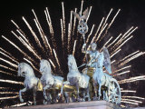 New Year's Fireworks above the Quadriga at the Brandenburg Gate in Berlin  Germany  c2007