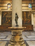 Statue of Jesus Christ and Frescos of the Duomo Pisa  Italy