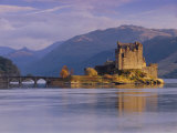 Eilean Donan Castle  Loch Duich  Highland Region  Scotland  UK  Europe