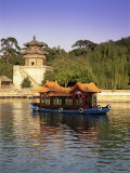 Kunming Hu Lake  Summer Palace Park  Summer Palace  Beijing  China  Asia