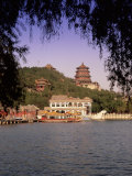 Kunming Hu Lake  Summer Palace Park  Summer Palace  Beijing  China  Asia