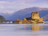 Eilean Donan (Eilean Donnan) Castle  Dornie  Highlands Region  Scotland  UK  Europe