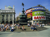 Statue of Eros and Piccadilly Circus  London  England  UK