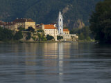 Stiftskirche and River Danube  Durnstein  Wachau  Austria