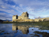 Eilean Donan Castle  Highlands  Scotland  UK