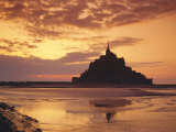 Mont Saint-Michel (Mont St Michel) at Sunset  La Manche Region  Normandy  France  Europe