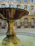 Fountain  Place d'Albertas  Aix En Provence  Provence  France  Europe