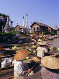 Women in Boats Selling Vegetables  Floating Market on the Lake  Inle Lake  Shan State  Myanmar