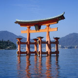 Torii Gate Shrine  (Itsukushima-Jingu Miya Jima)  Japan