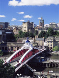 Swing Bridge and Castle  Newcastle (Newcastle-Upon-Tyne)  Tyne and Wear  England  United Kingdom