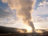 Old Faithful Geyser Erupts at Sunrise  Yellowstone