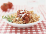Red Pasta Spirals with Tomato Sauce