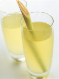 Lemon Grass Lemonade in Two Glasses