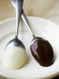 White and Dark Couverture on Spoons