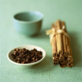 Cloves and Cinnamon Sticks