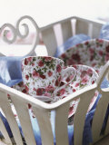 Rose-Patterned Tableware