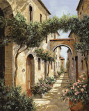 Passando Sotto L'Arco