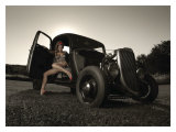 Hot Rod Pin-Up Girl