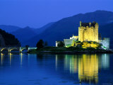 Eilean Donan Castle  Loch Duich  Highlands  Scotland