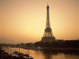 Eiffel Tower and the Seine River at Dawn  Paris  France