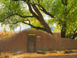 Contoured Adobe Wall  Santa Fe  New Mexico