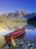 Canoe on Pyramid Lake