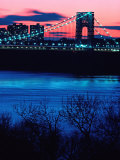 George Washington Bridge  Hudson River  NY