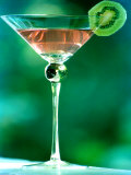 Martini with Kiwi Slice