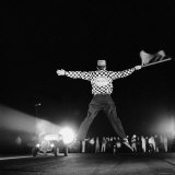 Flag Waver Beginning Drag Race