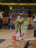 Apprentice Geisha Bowling
