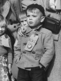 Immigrant Children Wearing Tags  Arriving in Us