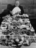 Carpenter George Boehler Eating Each of His Six Meals a Day