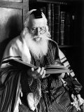 Rabbi Joshua Heshil Holtovski  Leader of the Karlin Chassidic Sect  Praying