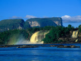 Saltos Hachas (Hachas Falls)  Canaima  Venezuela