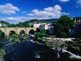 River Dee Flowing Under Bridge Through Town  Llangollen  United Kingdom