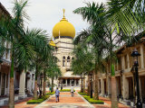Sultan Mosque  Country's Largest Mosque  Built in 1825  Singapore