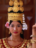 Portrait of Dancer  Siem Reap  Cambodia