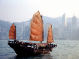Duk Ling Junk Boat Sails in Victoria Harbor  Hong Kong  China