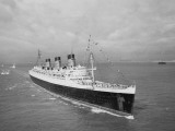 Cunard Liner Queen Mary Leaves Southampton for the Last Time for Her Retirement Berth  October 1967
