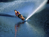 Skier Speeding  Water Spraying