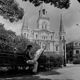 An Artist Sketches St Louis Cathedral